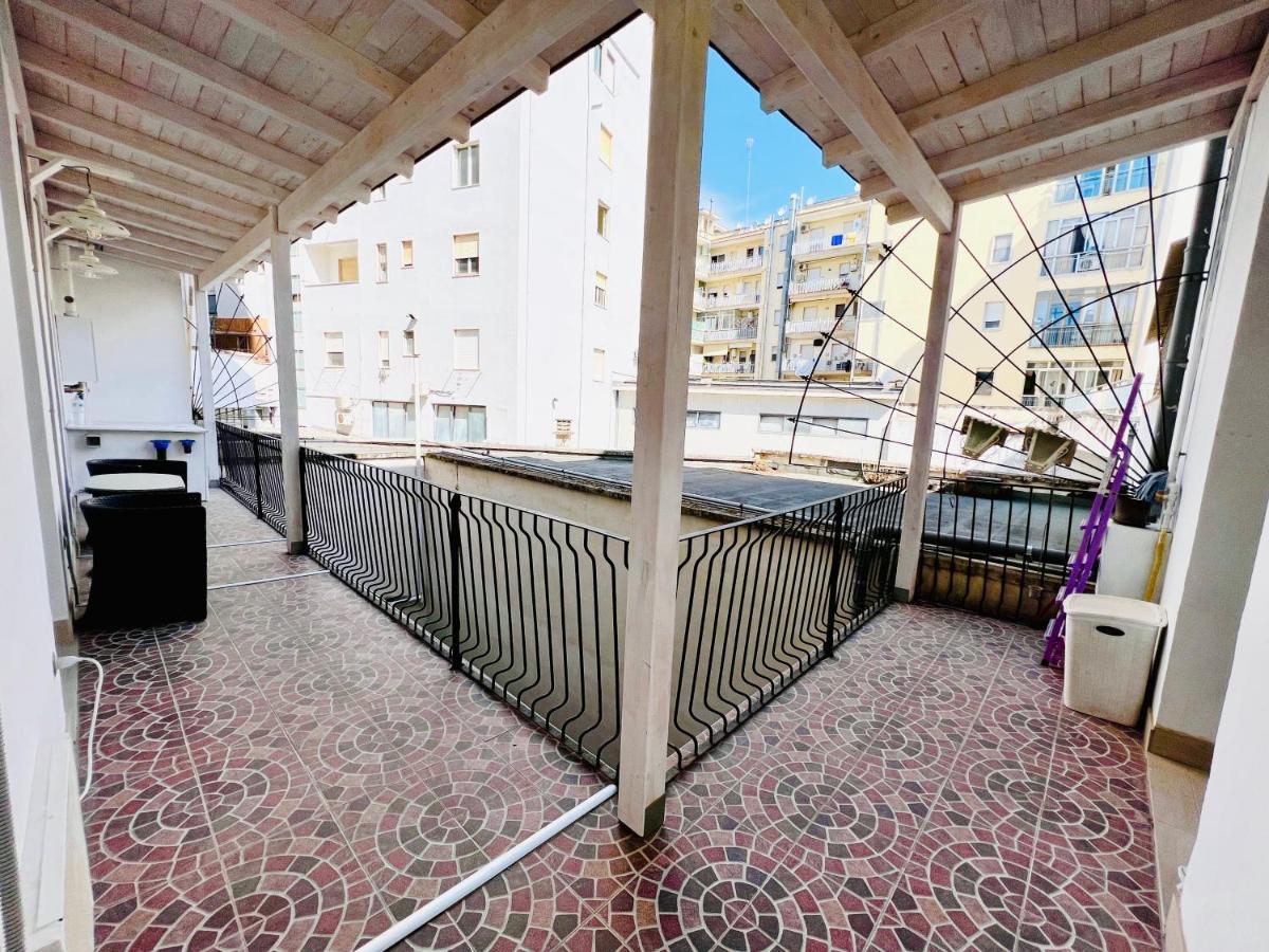 4Cats - Alloggio Incantevole In Centro Apartment Lecce Exterior photo